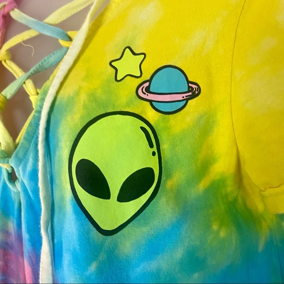 Hot Topic Alien Tie Dyed Shift Dress Size Medium - Picture 2 of 6